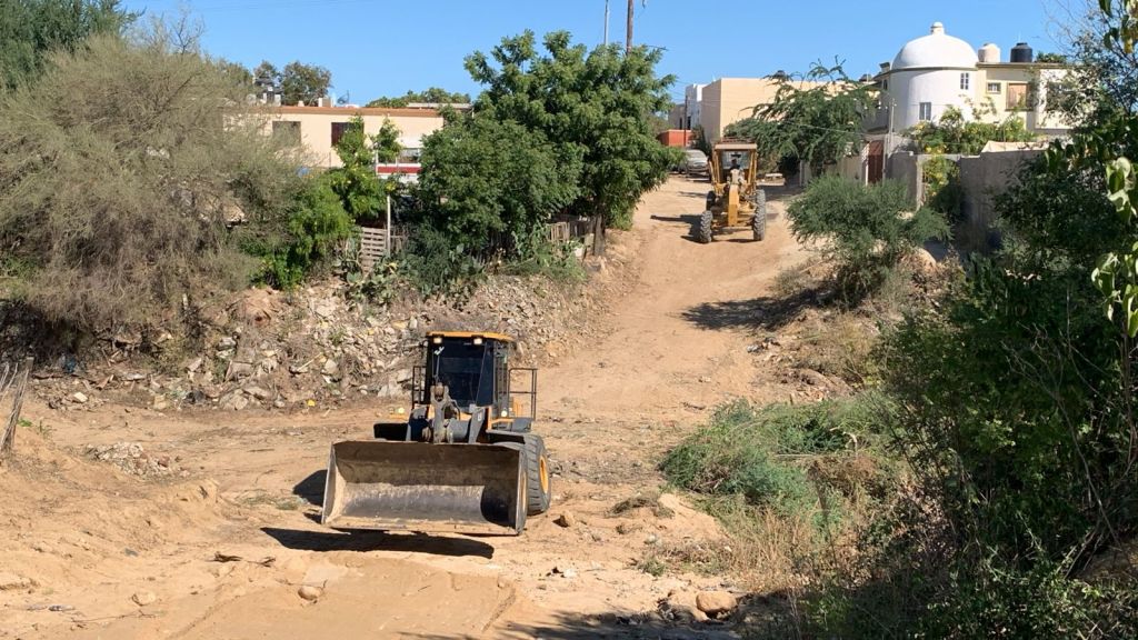 Los Cabos intensifica la rehabilitación de caminos rurales y&nbsp;urbanos