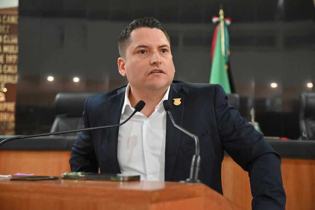 Erick Iván Agúndez Cervantes: Un Visionario de la Protección Civil en Baja California&nbsp;Sur