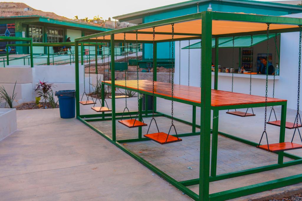 Edith Aguilar Villavicencio: Una Alcaldesa Comprometida con la Educación y el Progreso de&nbsp;Mulegé