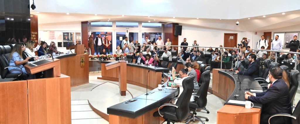 Aclamada por Todos:  Intervención Magistral de Karina Olivas&nbsp;Parra