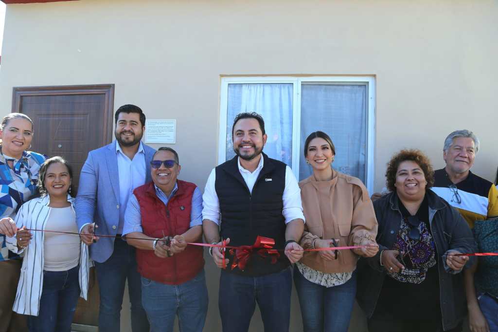 Agúndez Gómez Encabeza Entrega de Viviendas y Títulos de Propiedad en Los Cabos, Mejorando la Vida de Cientos de&nbsp;Familias