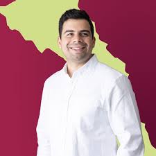 Manuel Cota Cárdenas: Un Visionario con Raíces y Compromiso para Baja California&nbsp;Sur