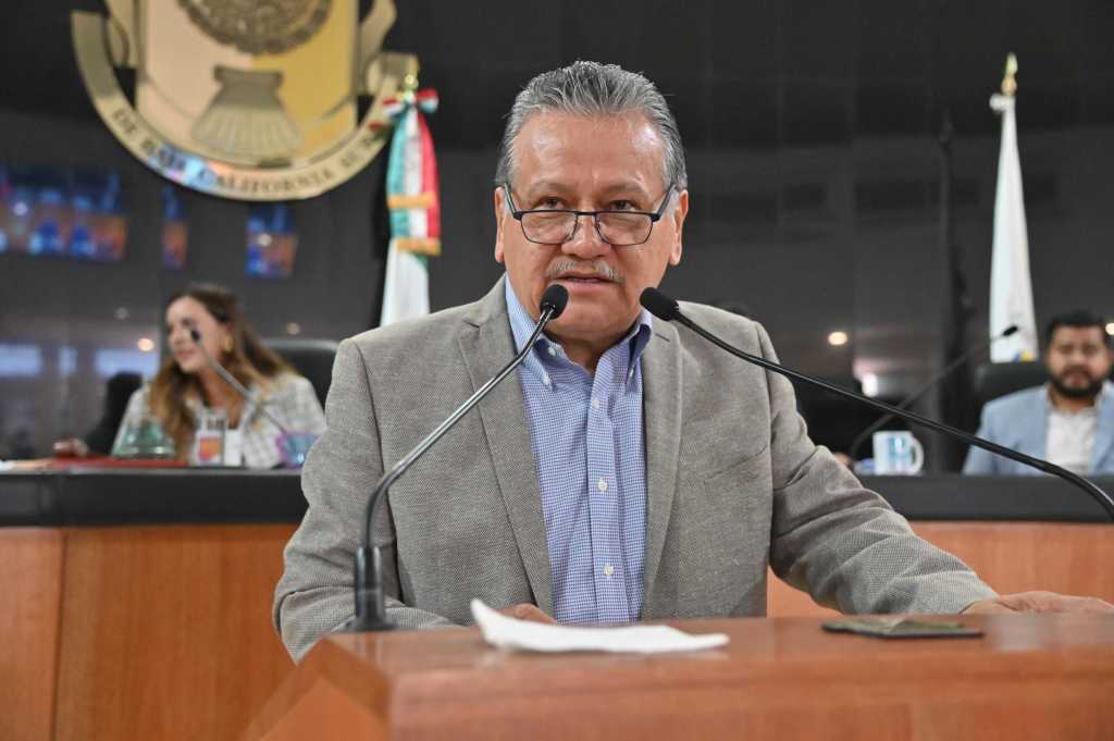 Diputado Fernando Hoyos Aguilar Impulsa Armonización Legislativa en BCS sobre No Reelección y Nepotismo&nbsp;Electoral