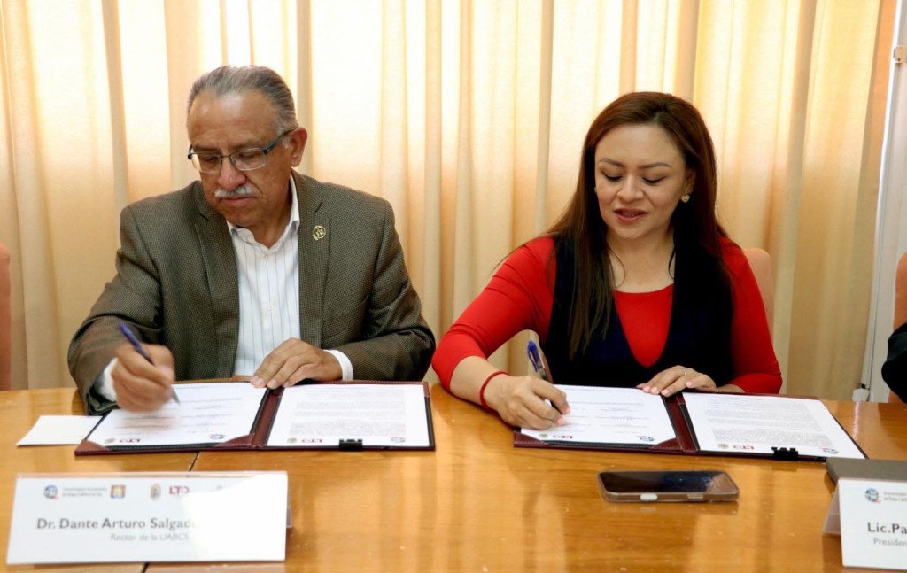 Importante Acuerdo Impulsa la Educación y el Desarrollo Social en Loreto Gracias a la Alcaldesa Paz&nbsp;Ochoa