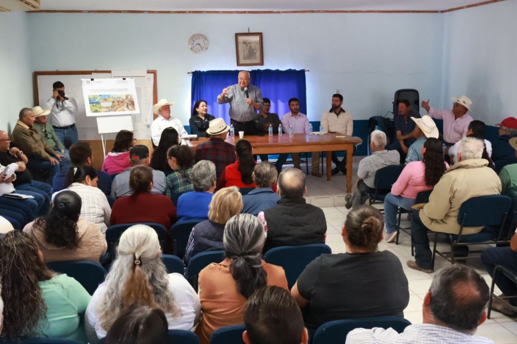 El gobernador Víctor Castro beneficia con más apoyos a productores de&nbsp;Mulegé.