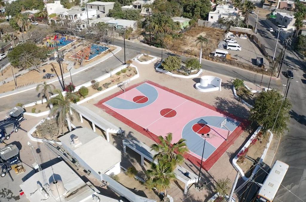 Presidente Municipal Christian Agúndez Gómez Entrega Parque Remodelado en la Colonia Jesús Castro Agúndez, Beneficiando a Miles de&nbsp;Habitantes