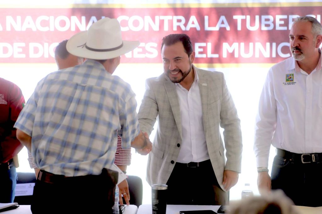 LOS CABOS LOGRA UN HITO SANITARIO EN GANADERÍA CON EL IMPULSO DECISIVO DEL ALCALDE CHRISTIAN&nbsp;AGÚNDEZ