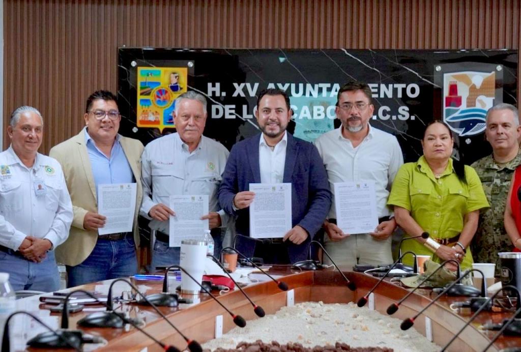 Firman convenio XV Ayuntamiento de Los Cabos y Comisión Nacional del&nbsp;Agua.