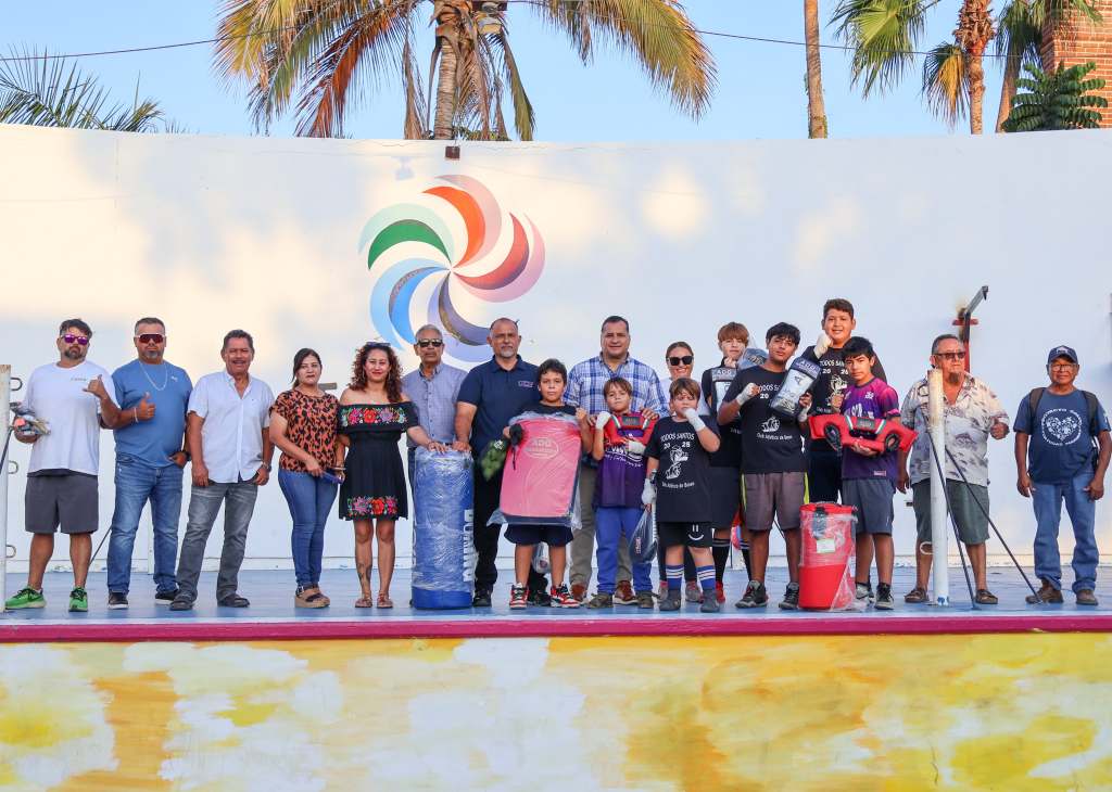 El Compromiso con el Bienestar Sudcaliforniano: La Visita de Saúl González a Todos&nbsp;Santos