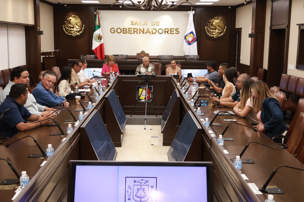 Respalda Víctor Castro, iniciativa sobre el plan de manejo para avistamiento de&nbsp;orcas.