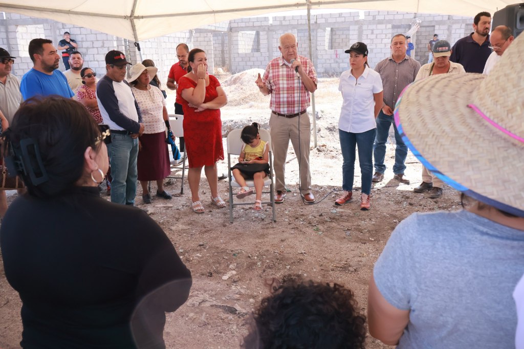 Gobernador Víctor Castro brindará certidumbre legal a familias del predio Mar Sol, en La&nbsp;Paz.
