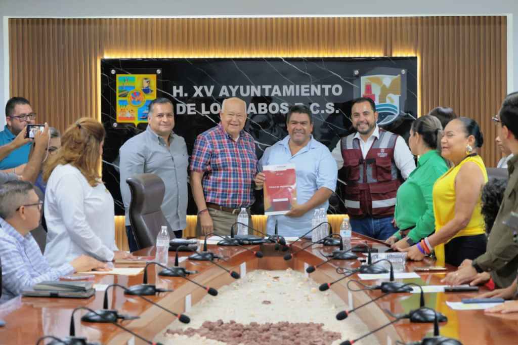 Entregan SEDIF y DIF Los Cabos 60 apoyos a través del programa “Pensiones&nbsp;Humanitarias”.