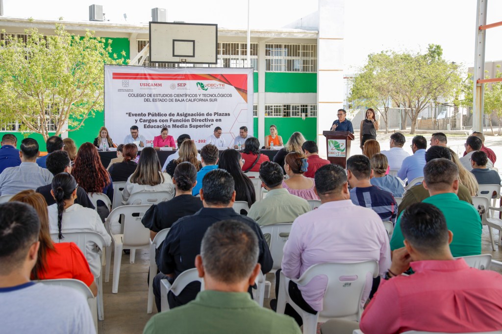 Otorga CECyTEBCS 40 plazas docentes y nueve plazas directivas a través de convocatoria&nbsp;pública.