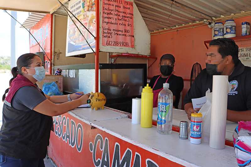 Informa la Secretaría de Salud sobre la suspensión temporal de venta de alimentos en vía&nbsp;pública.