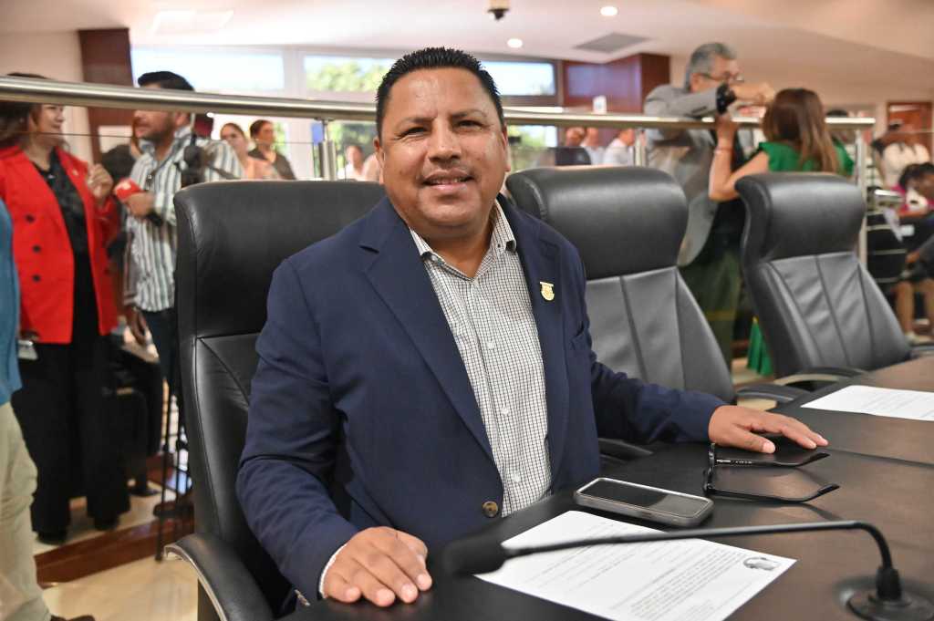 Martín Escogido Flores Impulsa Ley Indígena con Eficiencia y Responsabilidad Financiera en&nbsp;BCS