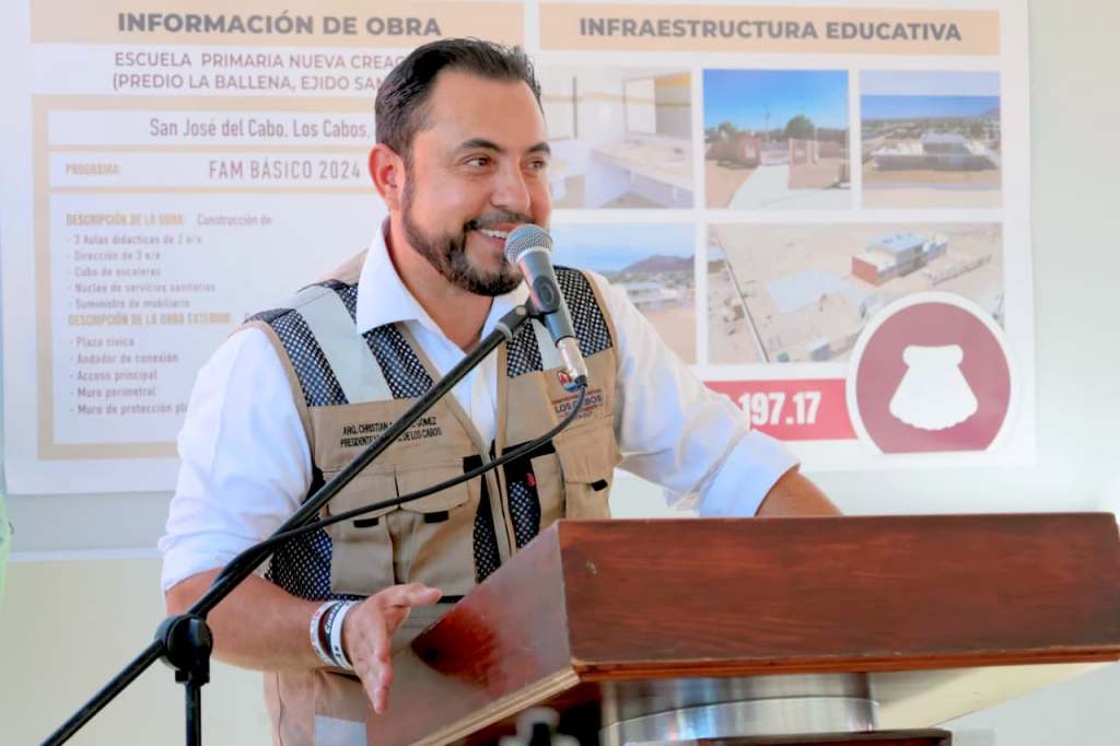 Más de 700 estudiantes son beneficiados con la construcción de jardín de niños, primaria, secundaria y preparatoria. (04 de Nov&nbsp;2025)