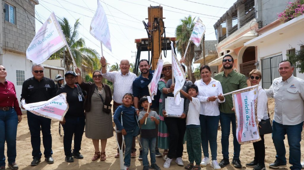 Gobernador VCC pone en marcha trabajos de pavimentación en la colonia Los Cangrejos de Cabo San&nbsp;Lucas.