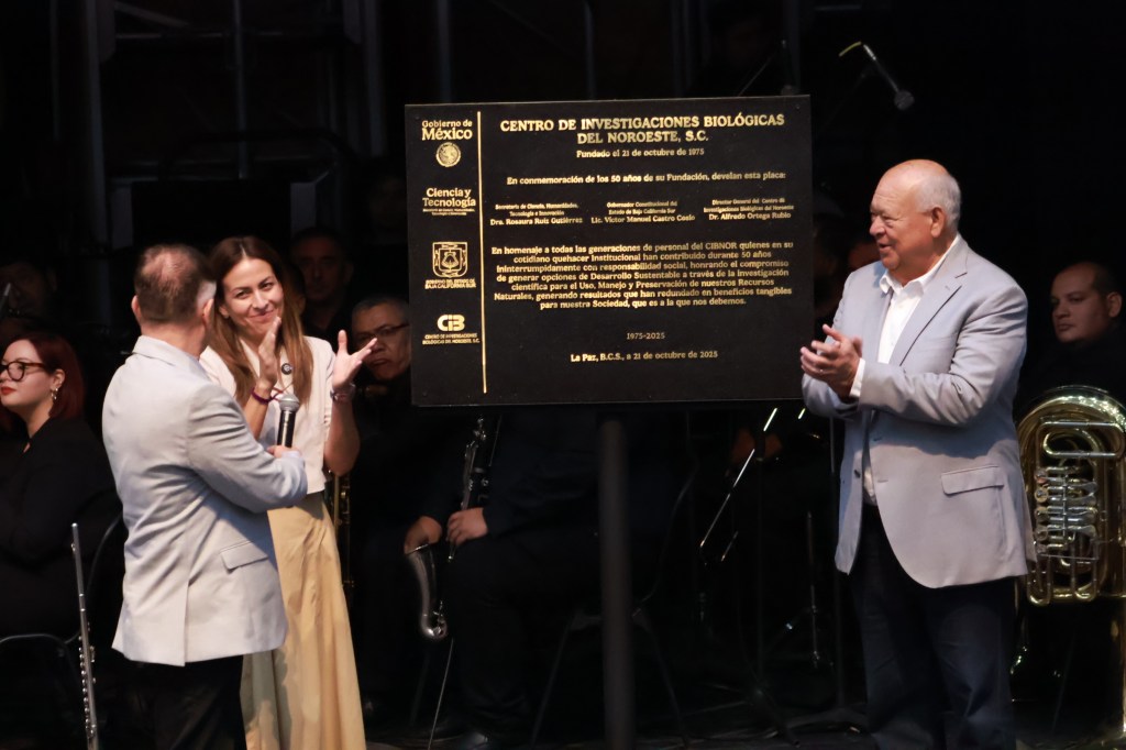 Gobernador Víctor Castro reconoce 50 años de aportación científica del CIBNOR. (21 de Octubre&nbsp;2025)