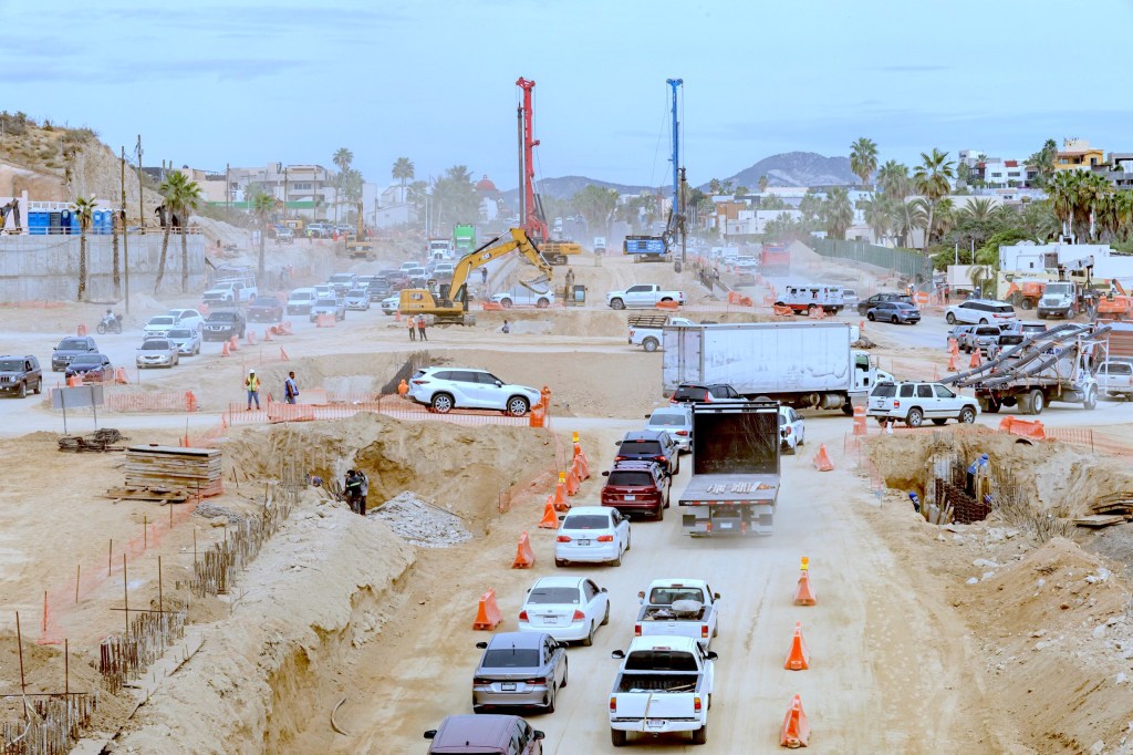 Construcción de Glorieta de las Mujeres Libres de BCS registra un avance del 58.69%; supera tiempos programados. (01 de Diciembre&nbsp;2025)