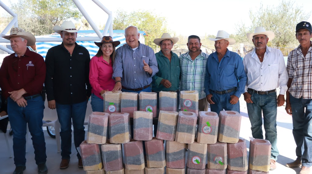 Impulsa Gobernador Víctor Castro actividades productivas en comunidades rurales de La&nbsp;Paz.
