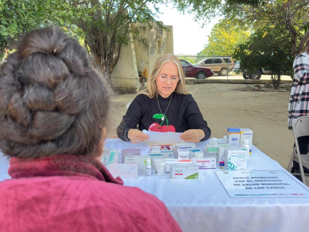 Realizan jornada social “Del Escritorio a tu Colonia” en la subdelegación de Las Casitas (18 de Enero&nbsp;2026).