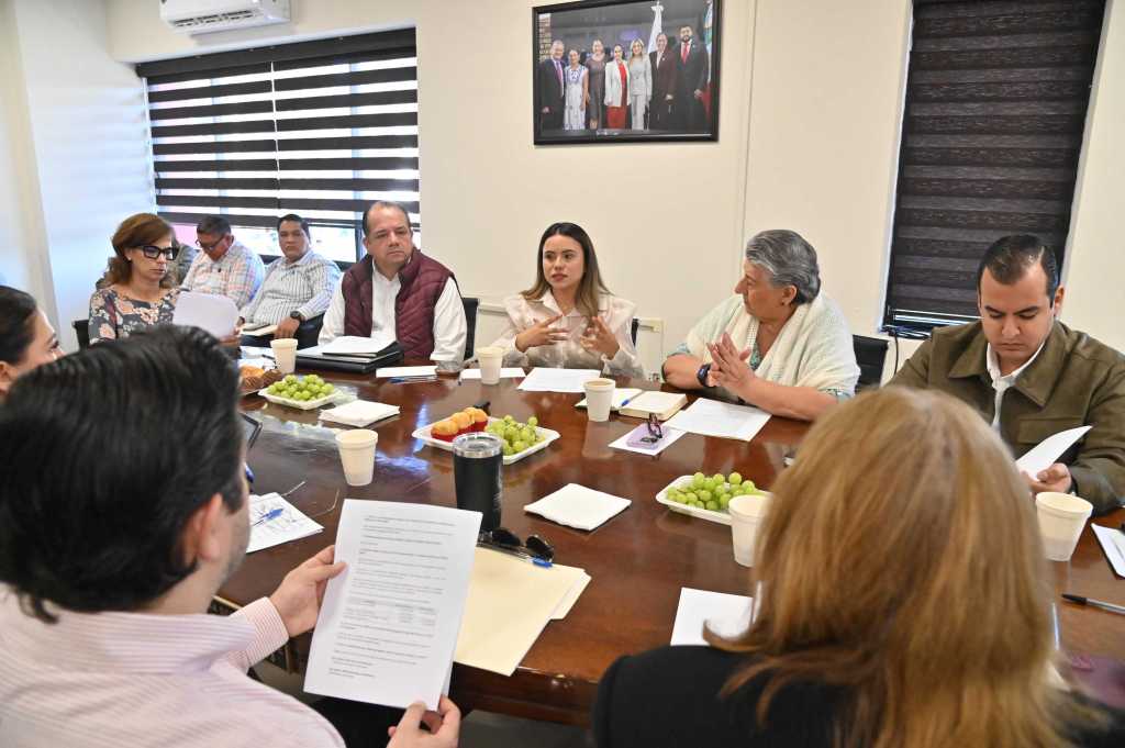 Certeza ante el cambio: La gestión responsable de Guadalupe Vázquez en favor de los estudiantes