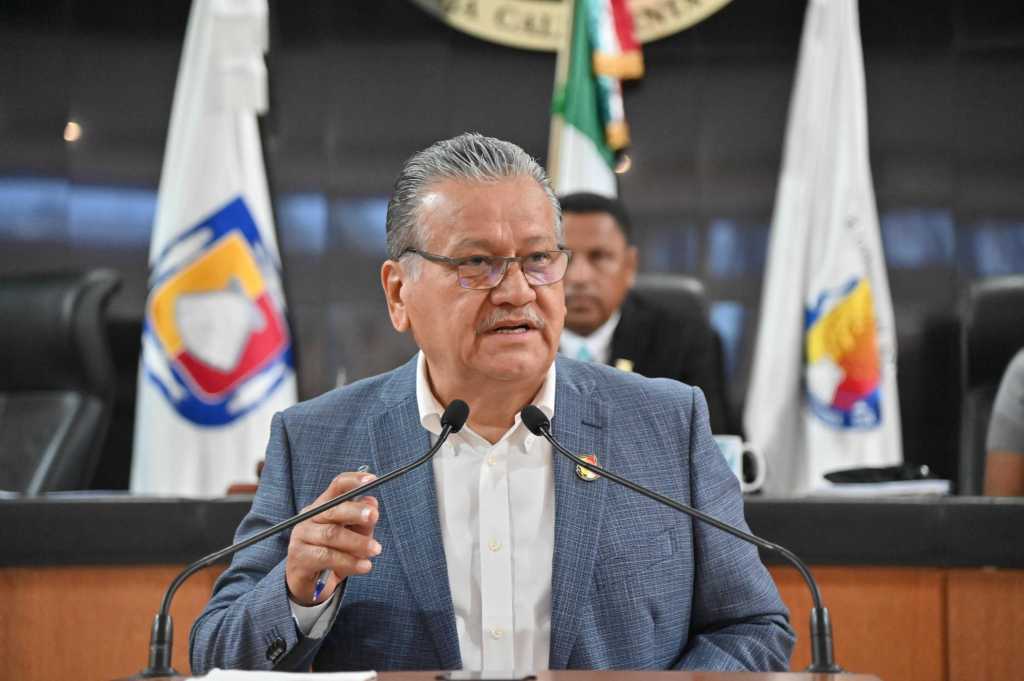 Justicia Cotidiana: Fernando Hoyos hacia la equidad&nbsp;legal