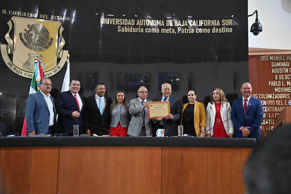 La UABCS en letras de oro: Un triunfo de la educación impulsado por la visión de Dante Salgado y Sergio&nbsp;Guluarte