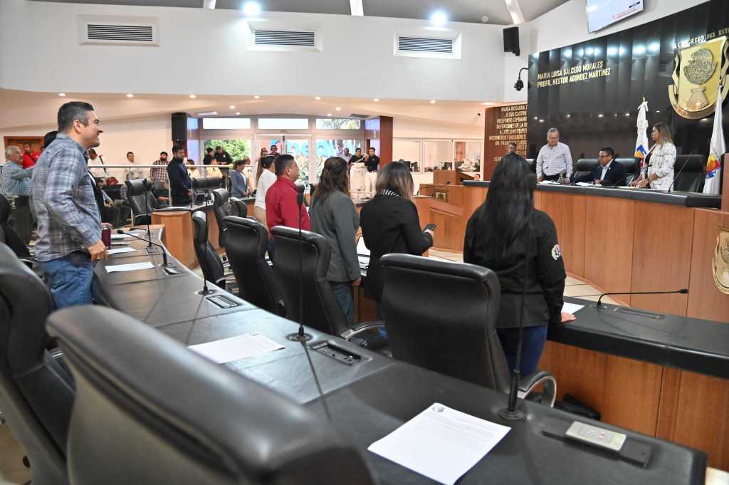 El “Plan B”: El circo del revanchismo y las porristas del populismo