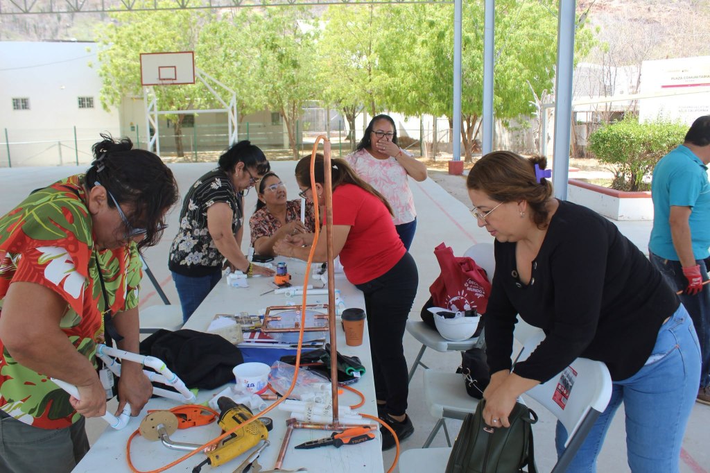 Capacita Ayuntamiento de La Paz a 70 mujeres en oficios no tradicionales (11 de Octubre&nbsp;2026).