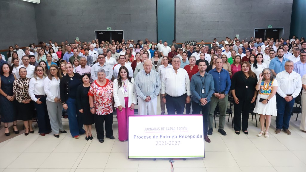 Encabeza Víctor Castro última jornada de capacitación para la entrega-recepción (22 de Septiembre&nbsp;2026).